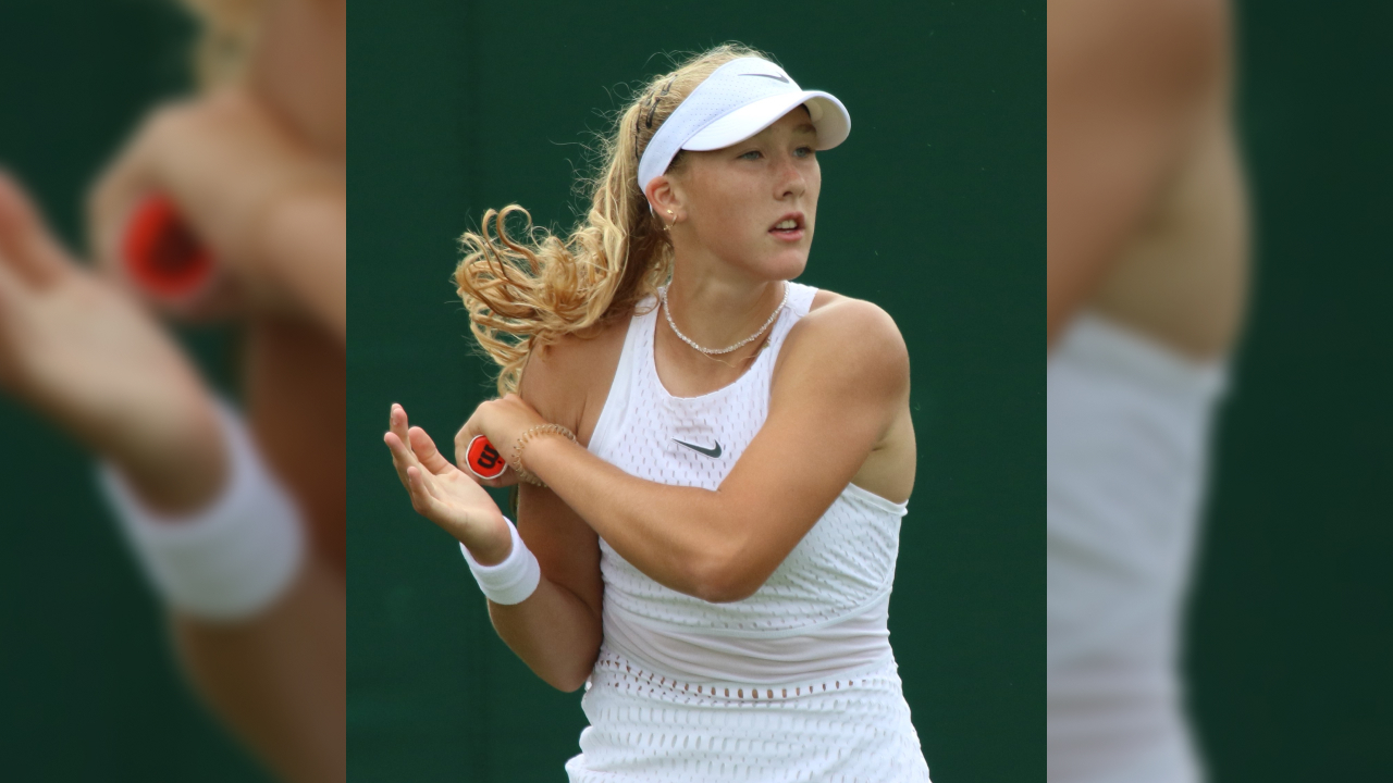 Россиянка Андреева обыграла первую ракетку мира на турнире в США