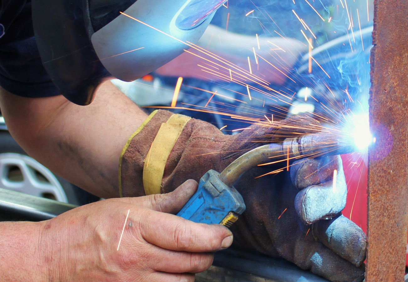 Экономист Балынин: пенсия сварщиков может превысить 45 000 рублей