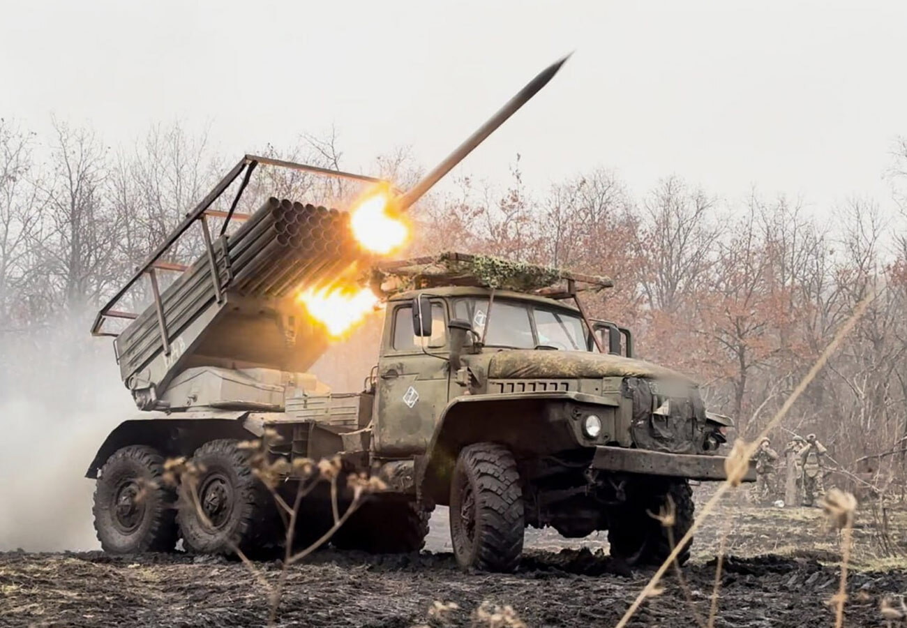 Минобороны РФ: ночью ВС РФ ударили по объектам ВПК Украины под Киевом