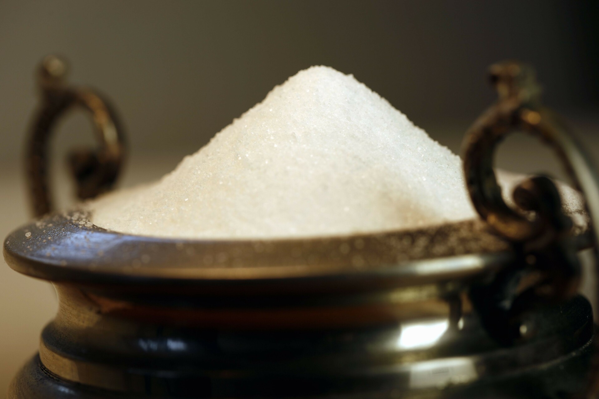 К Новому году сахар может подорожать на 20%