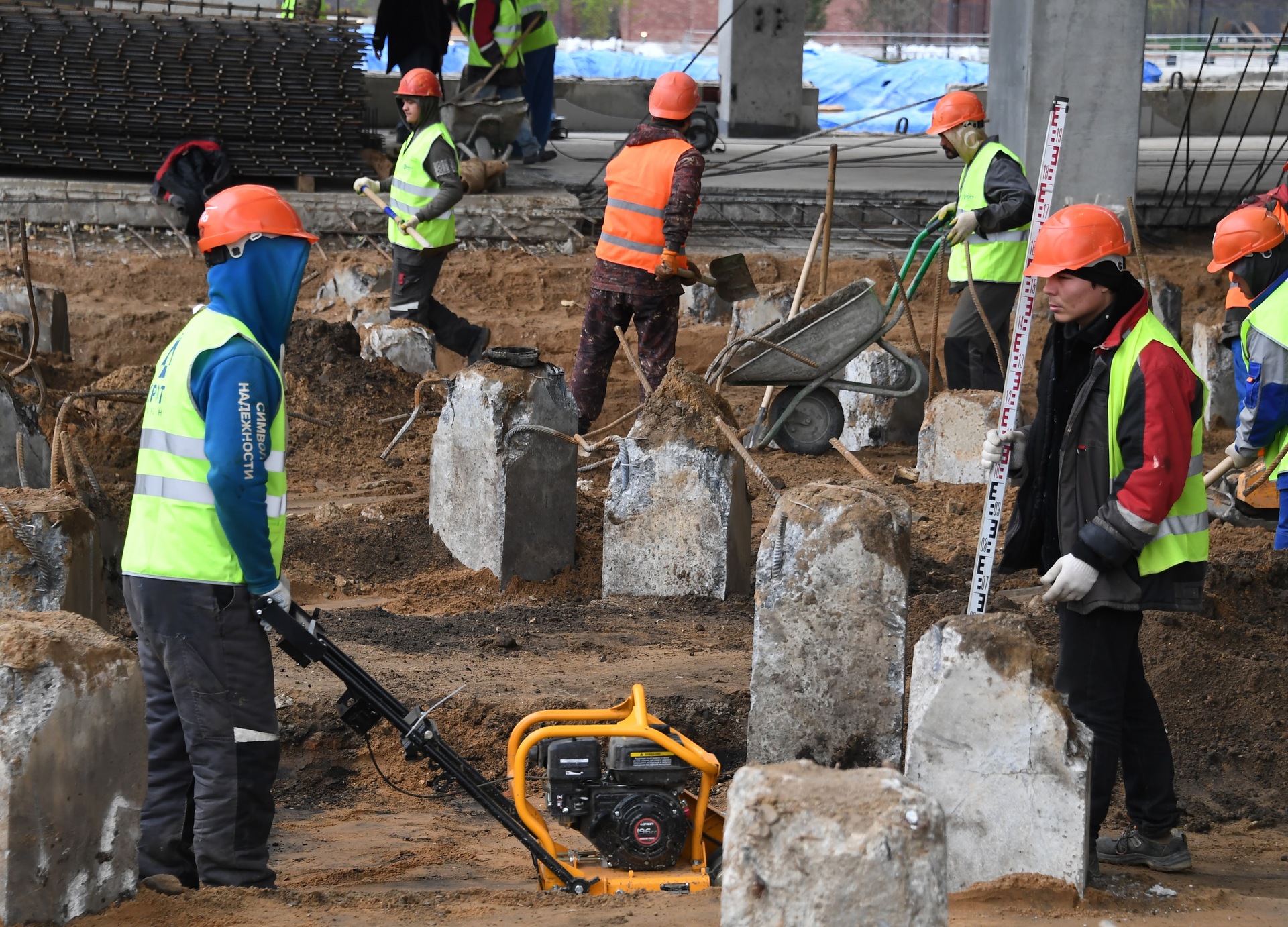 Страховая выплата по производственным травмам вырастет до 127 218 рублей