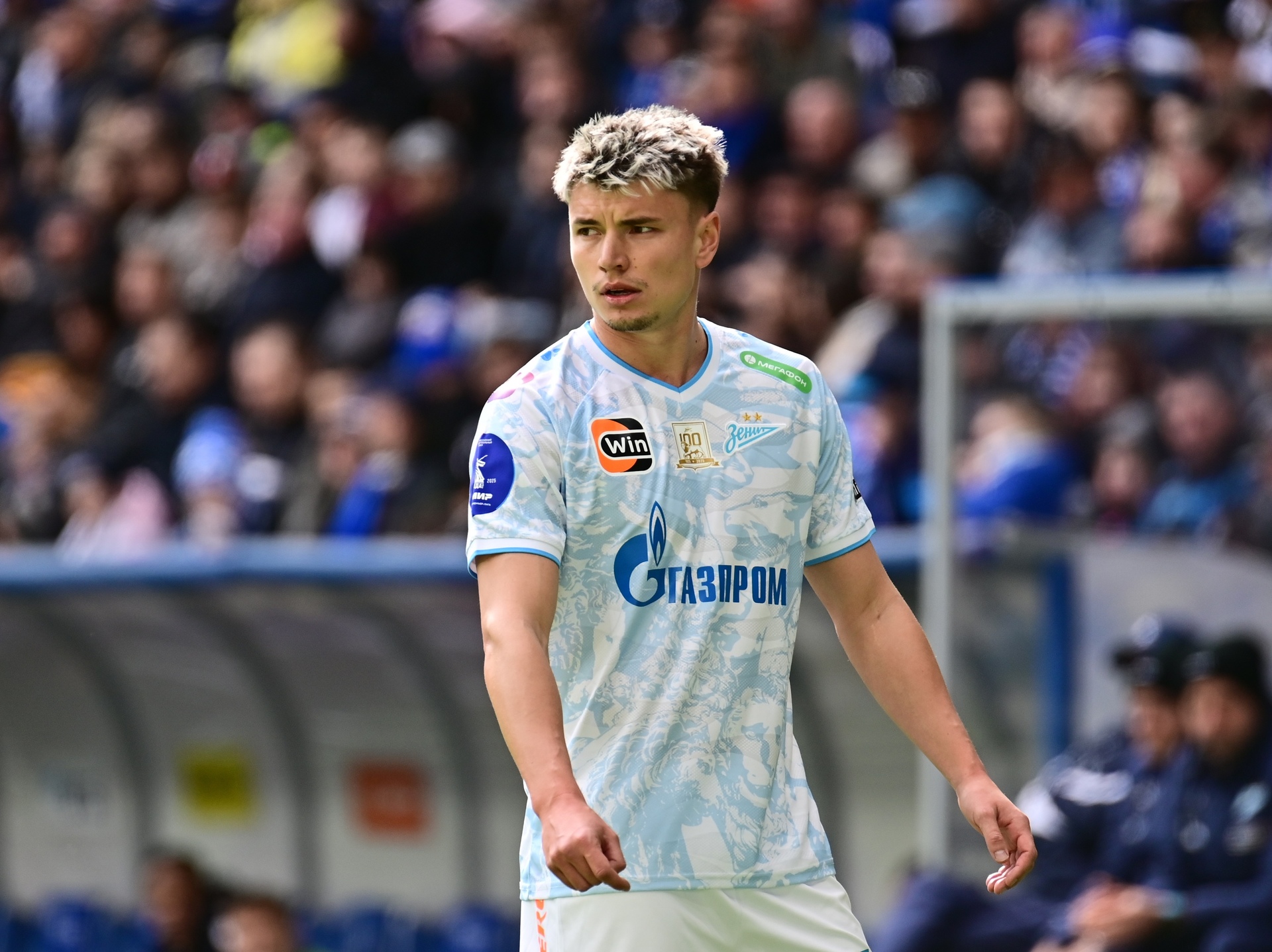 В Санкт-Петербурге неизвестные попытались похитить футболиста Андрея Мостового