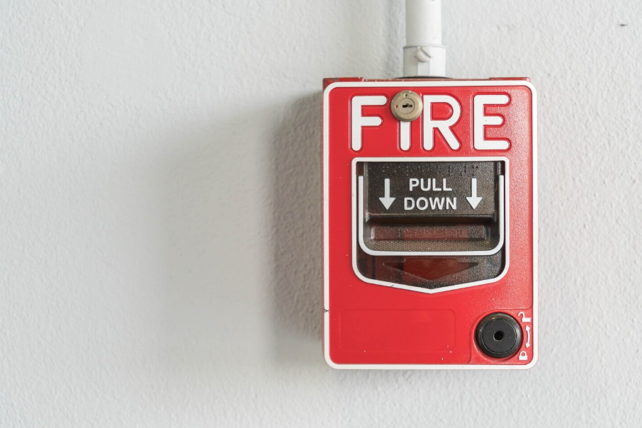 В ГД предложили обязать устанавливать пожарную сигнализацию при капремонте