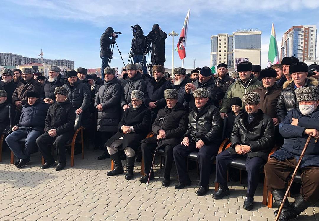 Роспотребнадзор не смог найти организаторов многотысячного митинга в Чечне  — Секрет фирмы