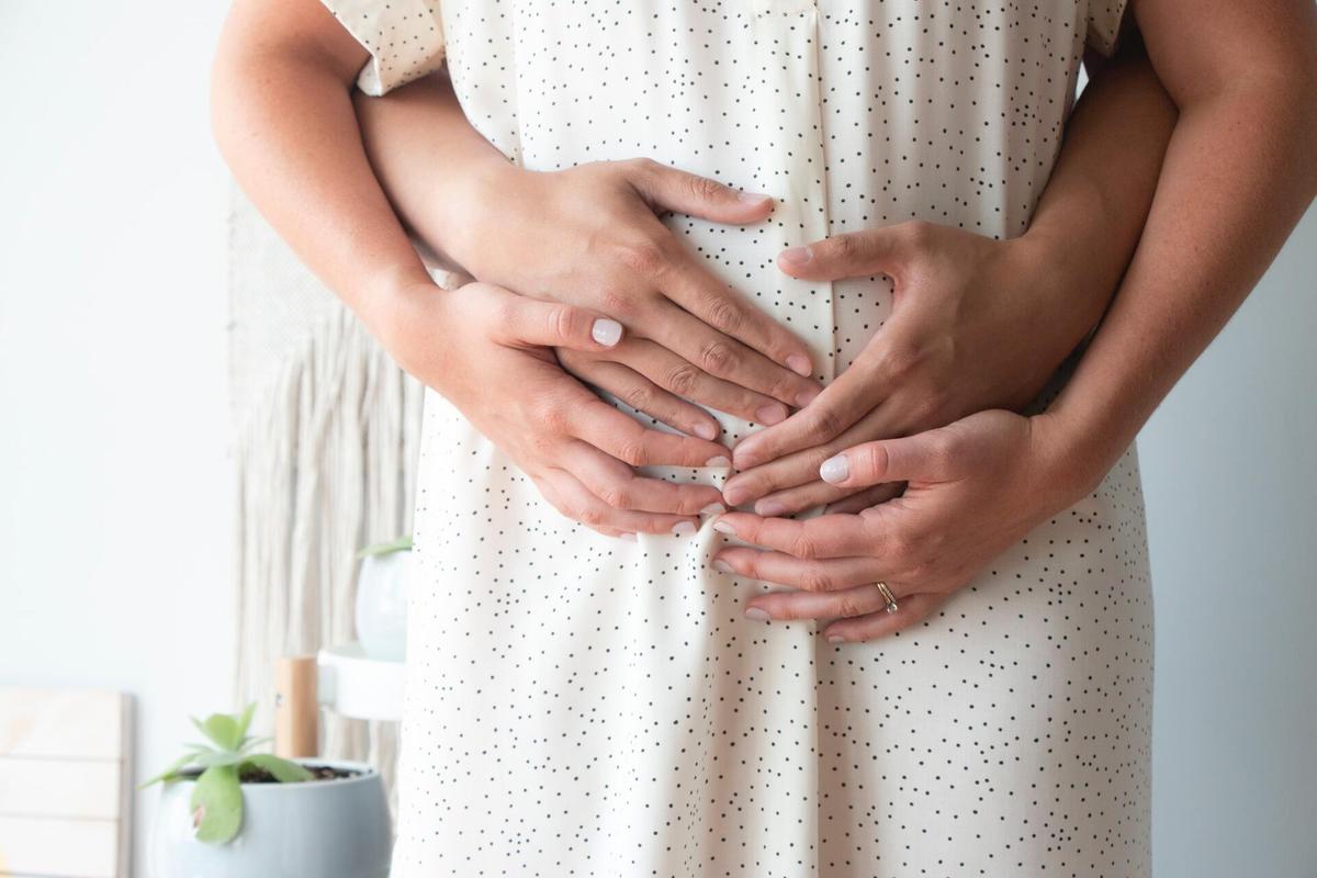 Есть за двоих и никакого интима. Гинеколог развеяла мифы о беременности — Секрет фирмы