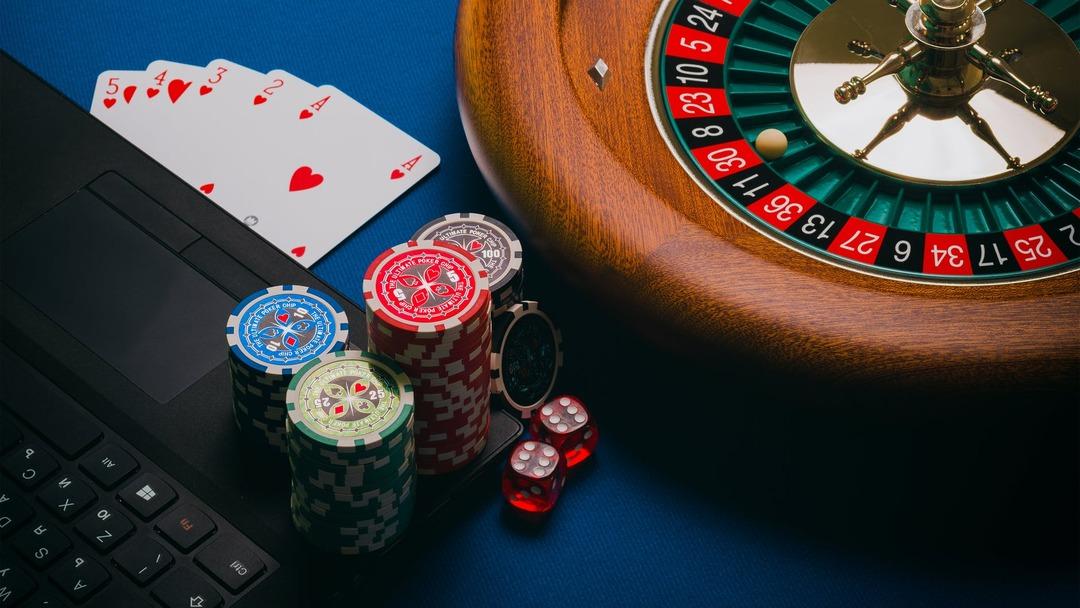 Расчеты в онлайн казино лучшая стратегии ставок на спорт