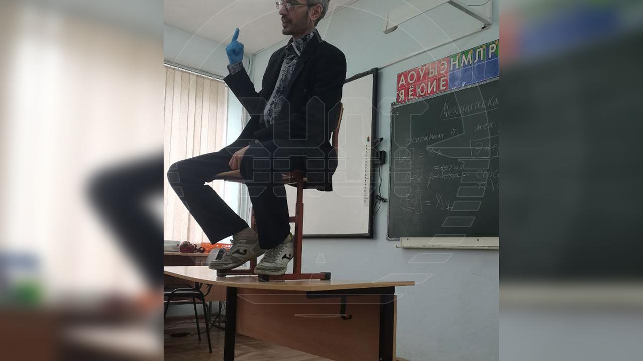 на четвереньках частное 