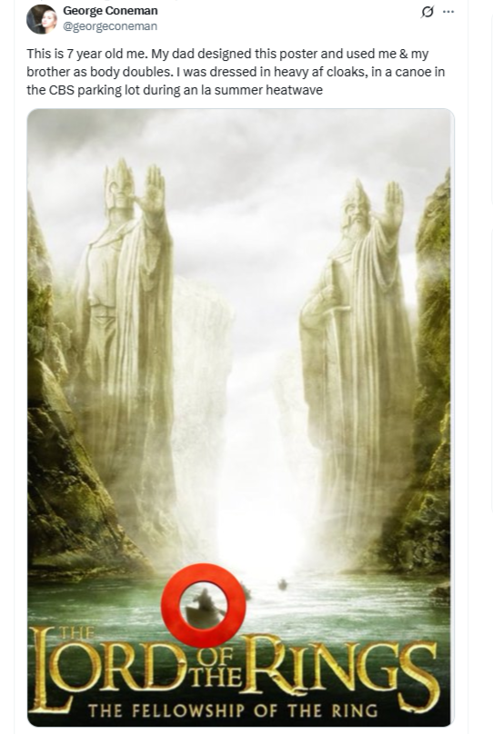 «Это я в семь лет. Мой отец нарисовал этот плакат и использовал меня и моего брата в качестве дублёров. Я был одет в тяжёлый плащ и плыл в каноэ на парковке CBS во время летней жары».