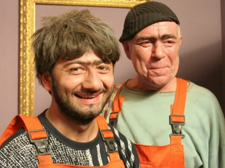ТНТ перезапустит шоу «Наша Russia». Вспоминаем, о чём оно