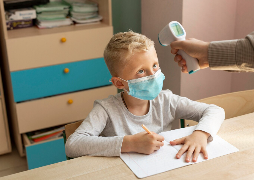 Роспотребнадзор сообщил о вспышке гриппа в 17 регионах. Кто в группе риска