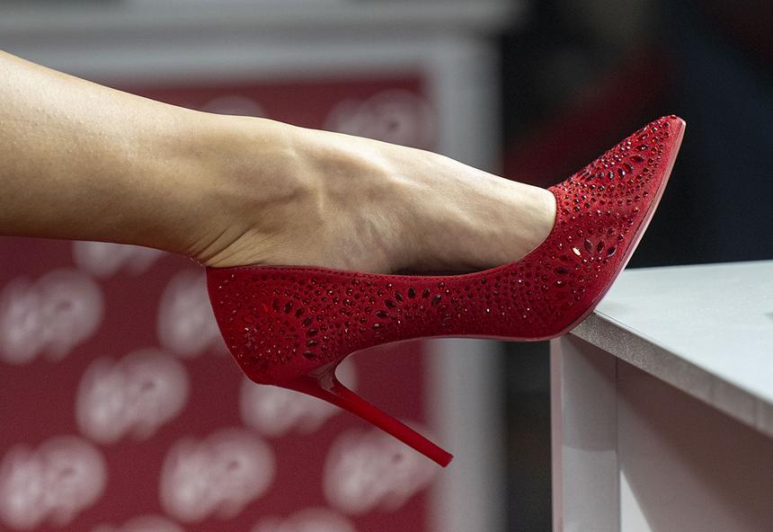 Что такое вебкам и законно ли им заниматься. Объясняем простыми словами