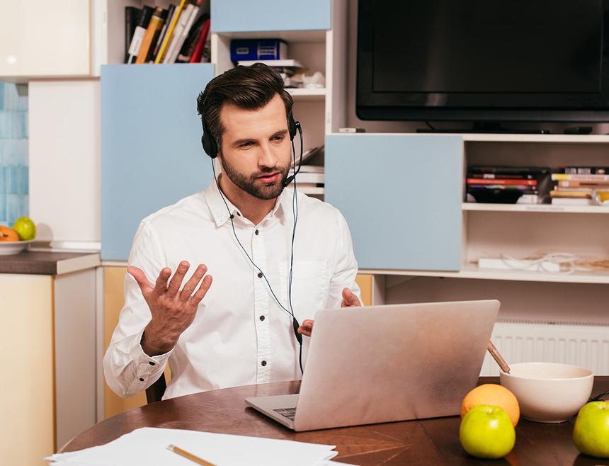 Что такое удалённая (дистанционная) работа и чем она отличается от гибридной. Объясняем простыми словами