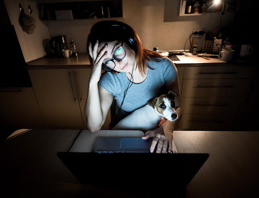 Что такое удалённая (дистанционная) работа и чем она отличается от гибридной. Объясняем простыми словами