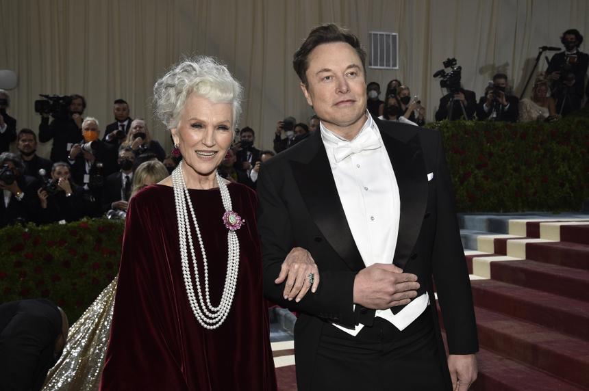 Биограф Илона Маска заявил о сумасшествии миллиардера. А что он сам говорил о своей психике?