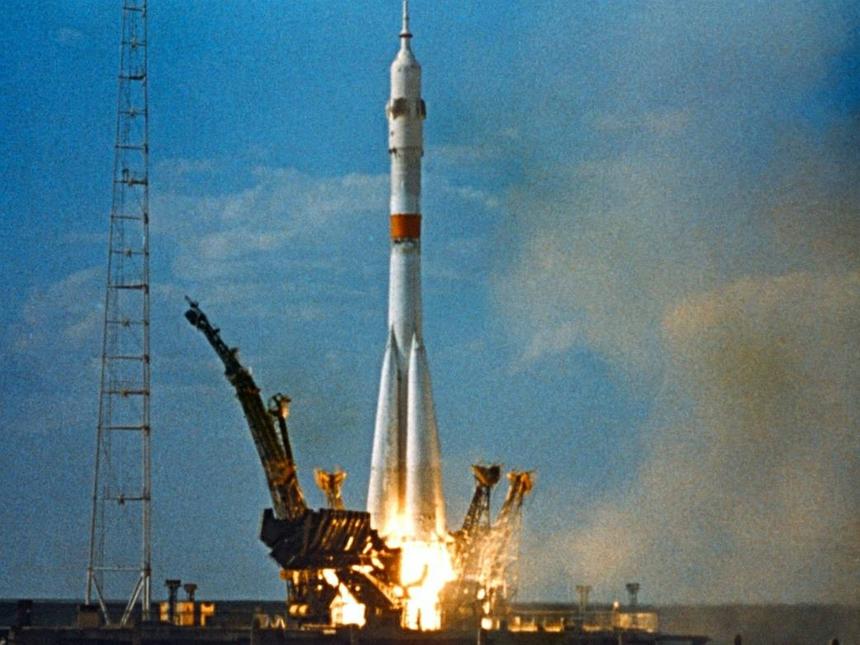 Выходу человека в открытый космос — 60 лет. Как жил и чем запомнился герой СССР Алексей Леонов
