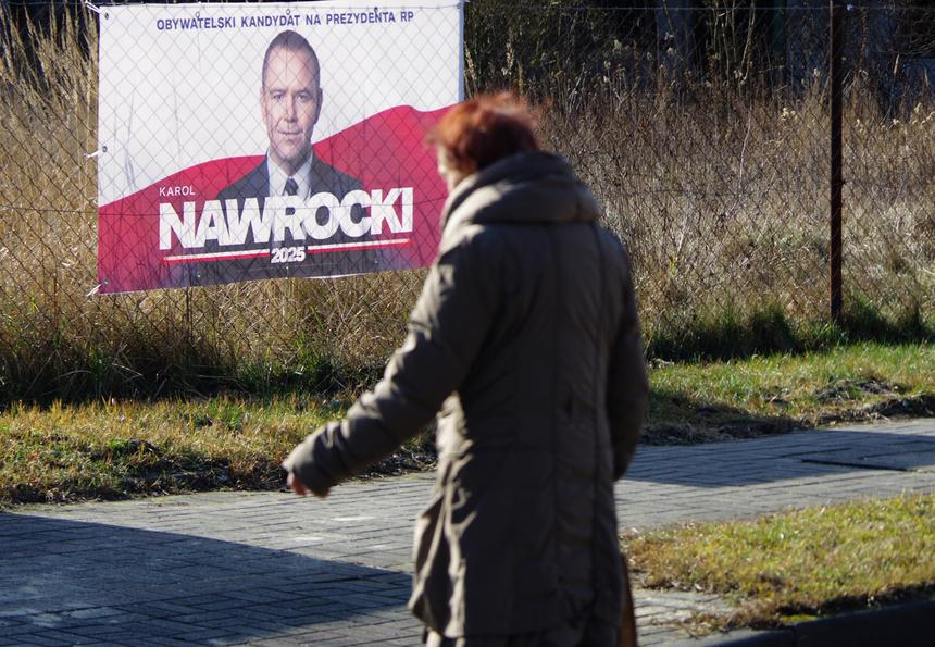 Критикует Зеленского и разыскивается МВД России. Что известно о новом президенте Польши