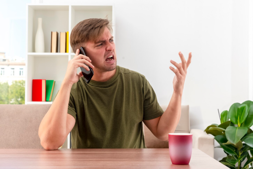 Россиян хотят оградить от рекламы и звонков коллекторов по праздникам. Речь идёт о полном запрете