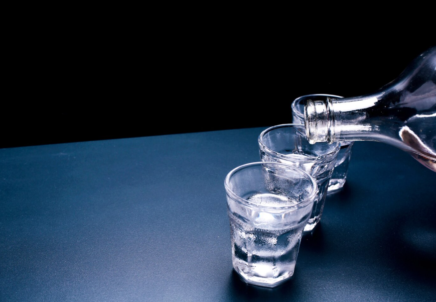 В России резко вырастут цены на алкоголь. С чем это связано