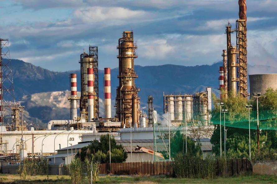 Российская нефть Urals обогнала в цене Brent