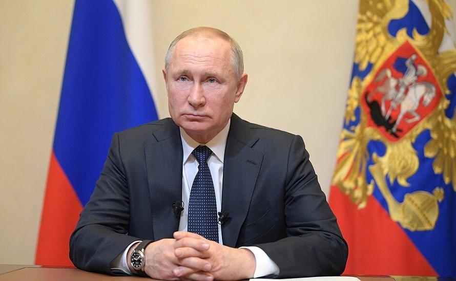 США решили повременить с санкциями против Путина
