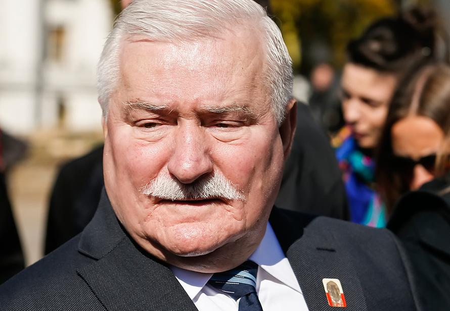 Экс-глава Польши предложил бомбить Москву