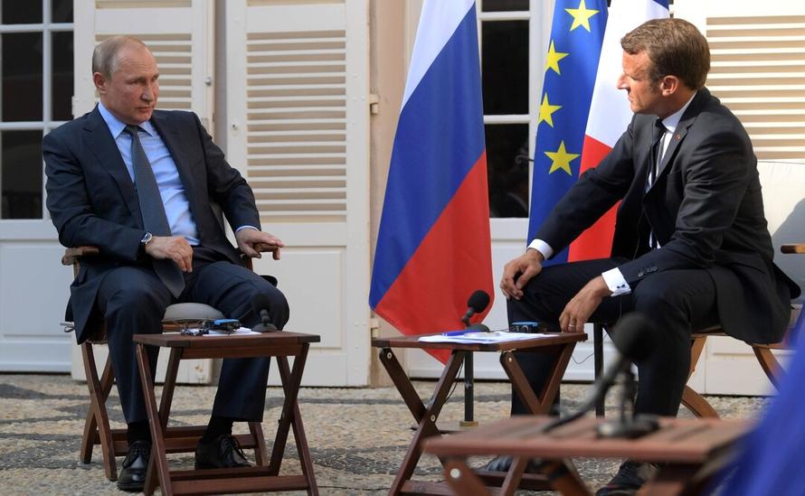 Путин и Макрон потратили полтора часа на обсуждение Украины