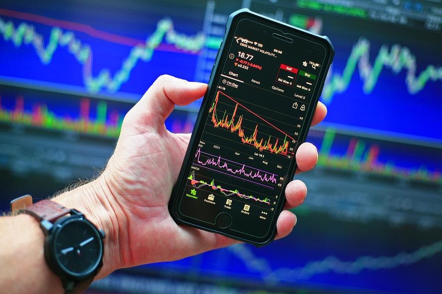 Центробанк объявил о мерах против массовой продажи российских акций