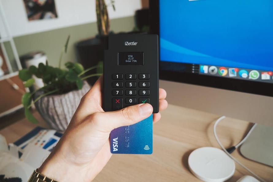 Binance больше не будет поддерживать выпущенные в России карты Mastercard и Visa