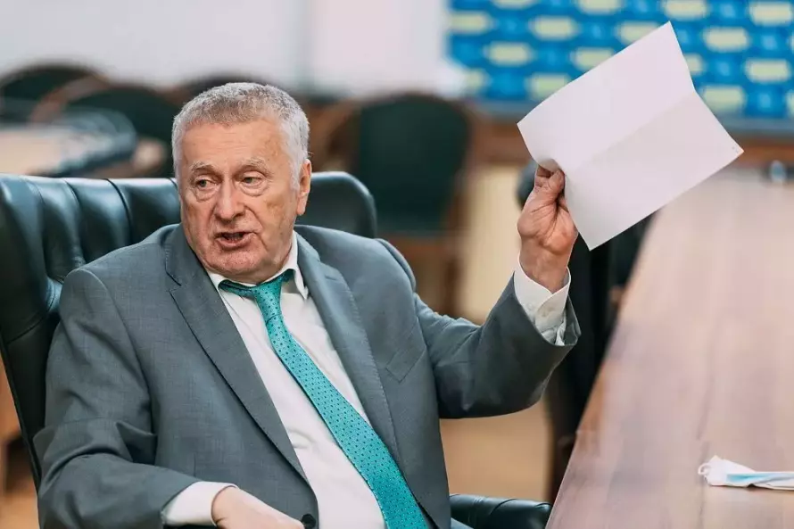 Жириновского вывели из медикаментозной комы