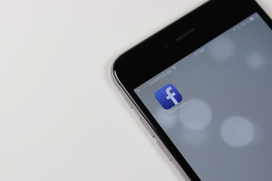 Facebook и Instagram запретили публиковать призывы к убийству президентов