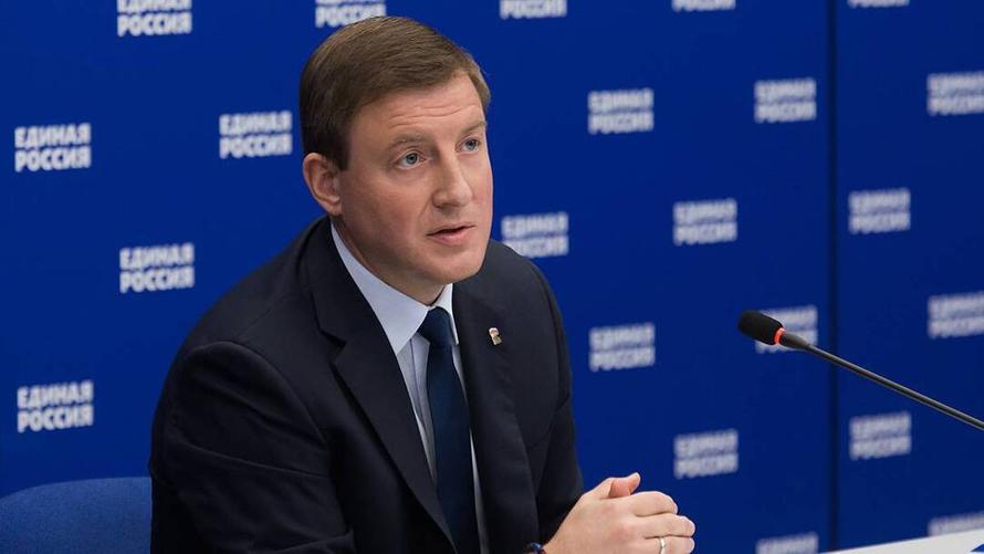 ЕР предложила ввести уголовную ответственность за следование санкциям против России