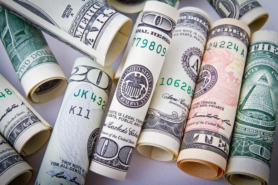 ЦБ установил курсы доллара и евро на 22 марта