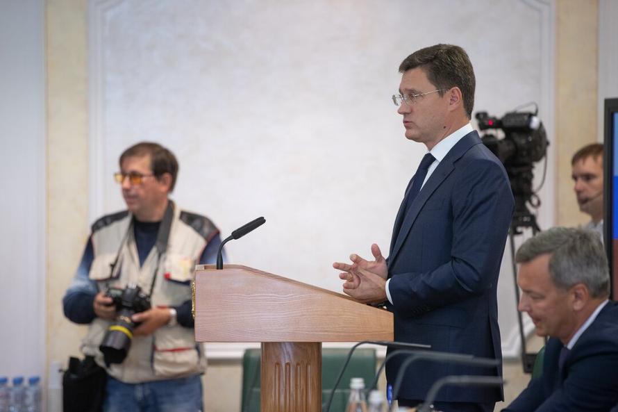Новак заявил о непредсказуемом росте цен на энергоресурсы в случае нефтяного эмбарго