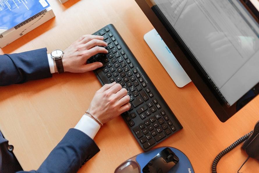 С Meta* принудительно взыщут оборотный штраф в 2 млрд рублей