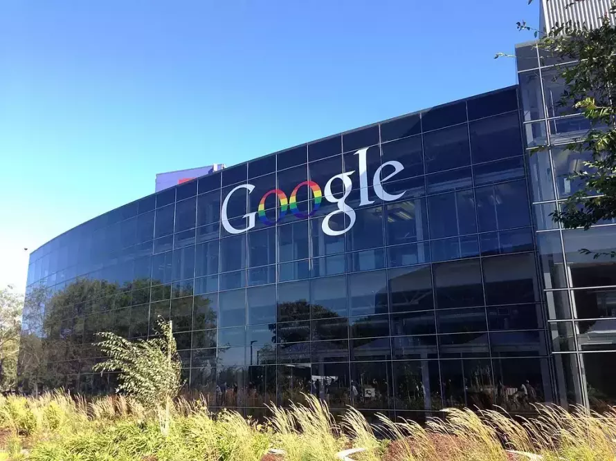 Google объяснил причину блокировки YouTube-канала Госдумы