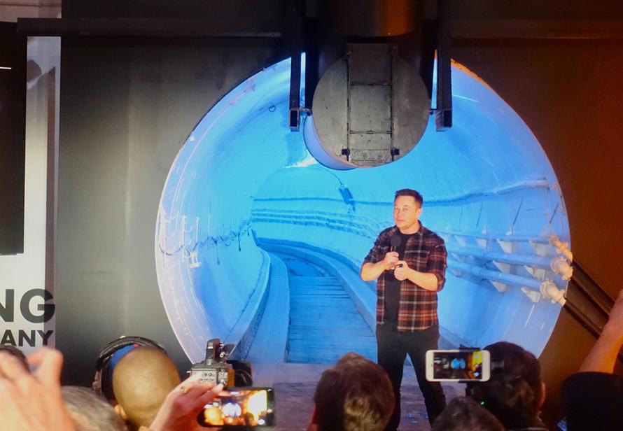 Илон Маск рассказал о своей бездомной жизни