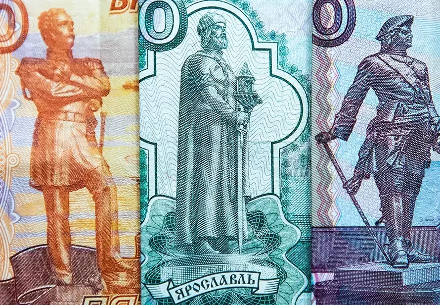 Российские банки попросили пока не вводить новые купюры
