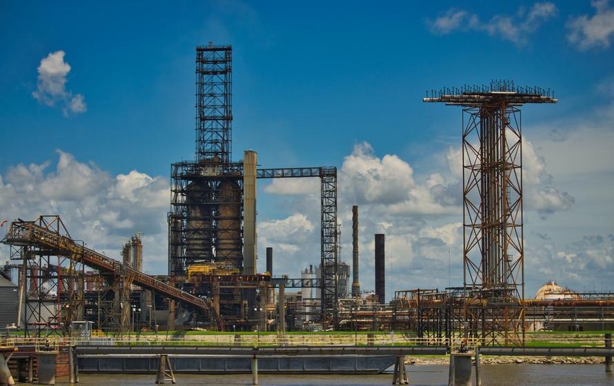 Цена нефти Brent добралась до апрельских максимумов