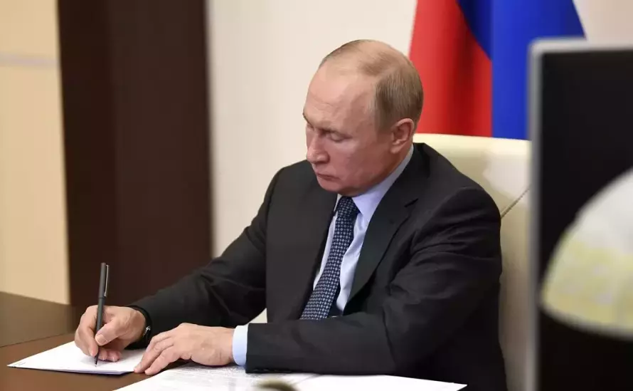 Путин подписал указ о местах в вузах для детей военных