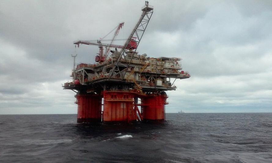 Стало известно о снижении мировых поставок российской нефти