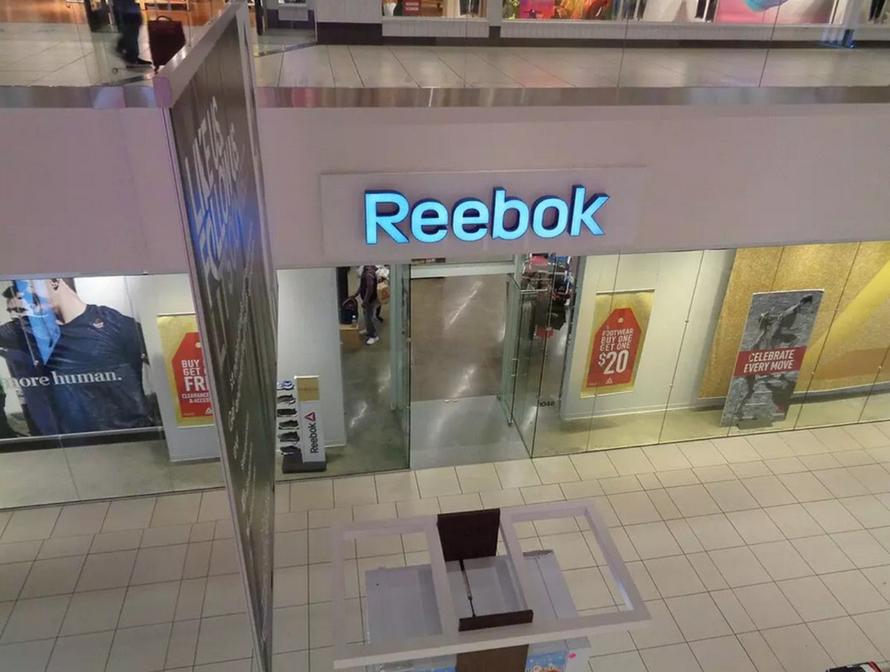 Назван новый владелец российского бизнеса Reebok