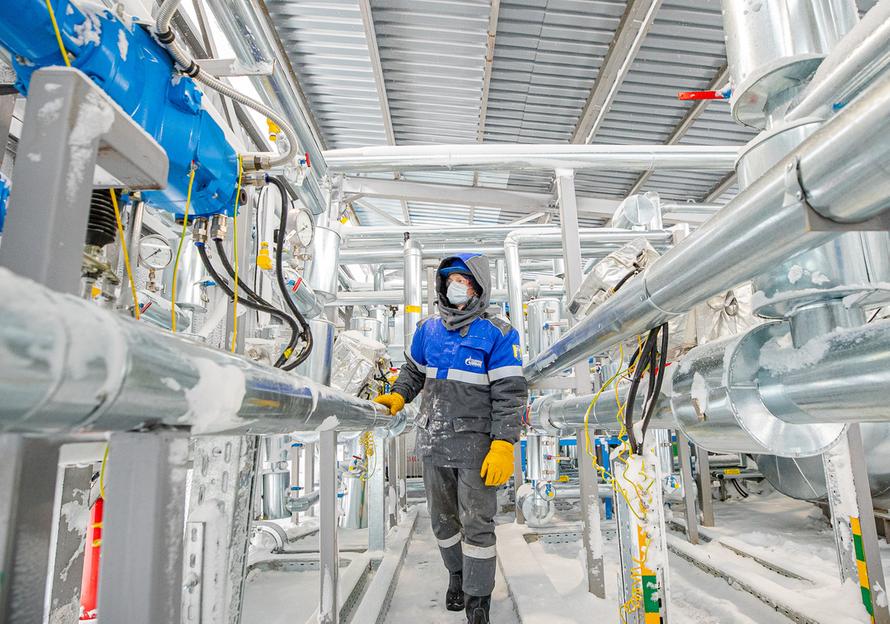 «Газпром» сократил добычу и экспорт газа в Европу