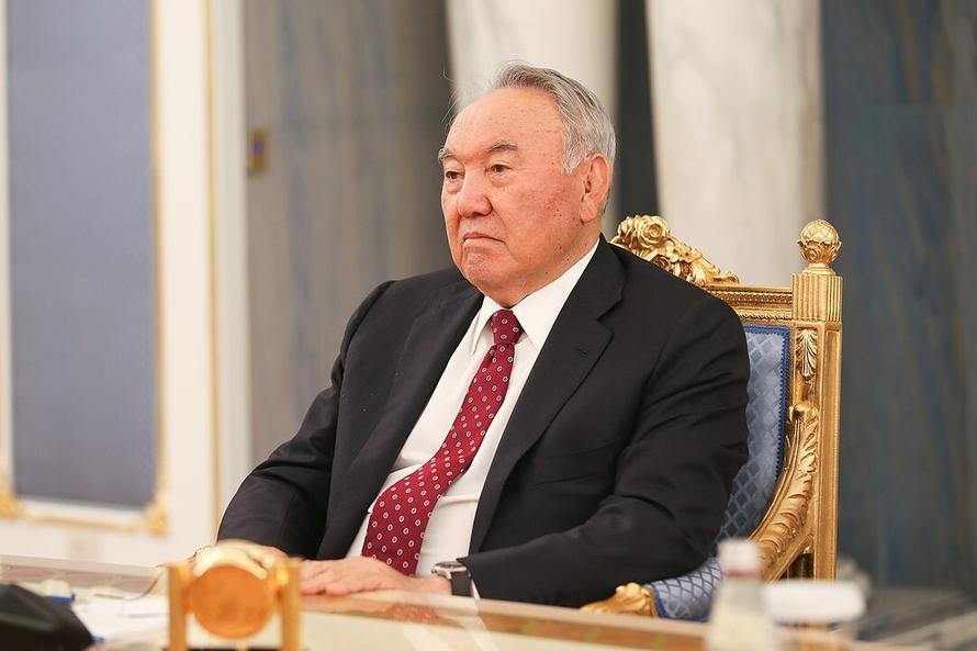 Власти Казахстана приняли решение по неприкосновенности семьи Назарбаева