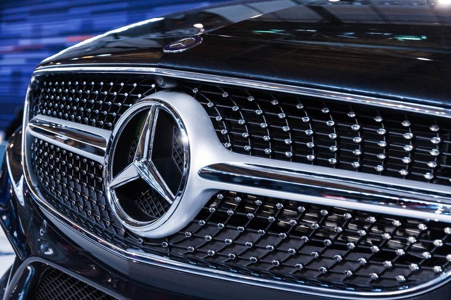 Mercedes-Benz снова отозвал множество автомобилей по всему миру