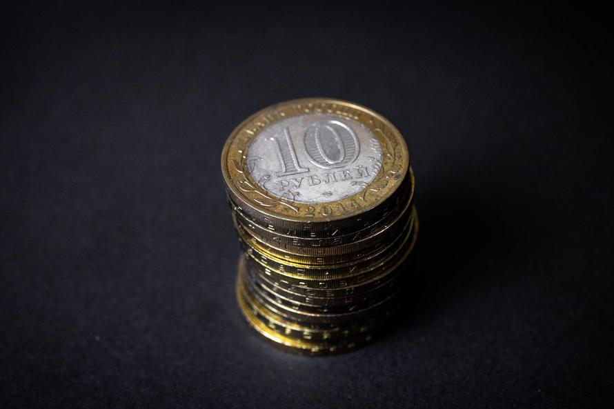 Минфин проиндексирует зарплаты бюджетников на 1 трлн
