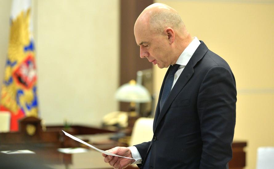 Минфин призвал отказаться от свободного курса рубля и вернуть бартер 