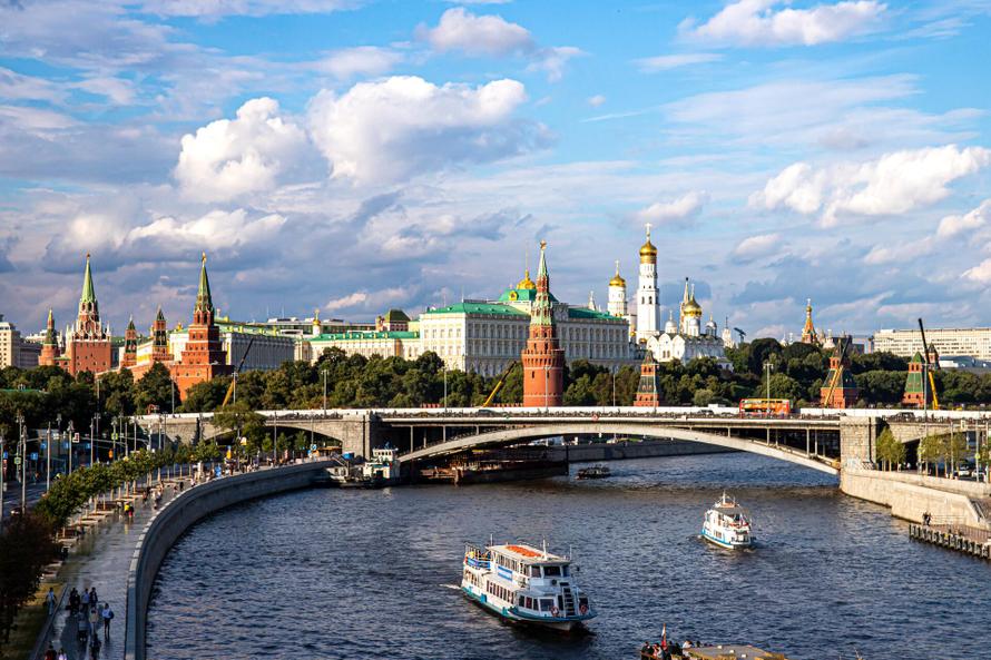Госкомпания решила стрясти миллионы с поставщика речных трамваев для Москвы