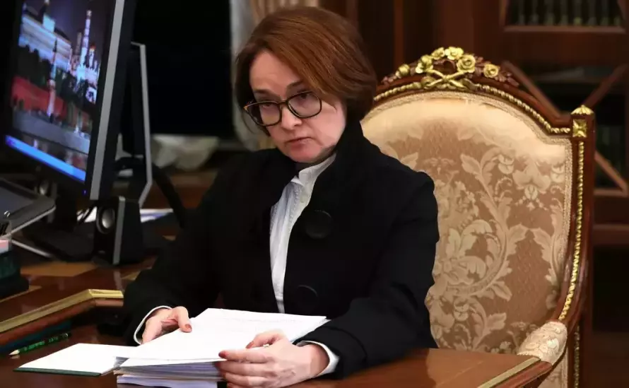 В России продлят ограничения на выдачу наличной валюты 
