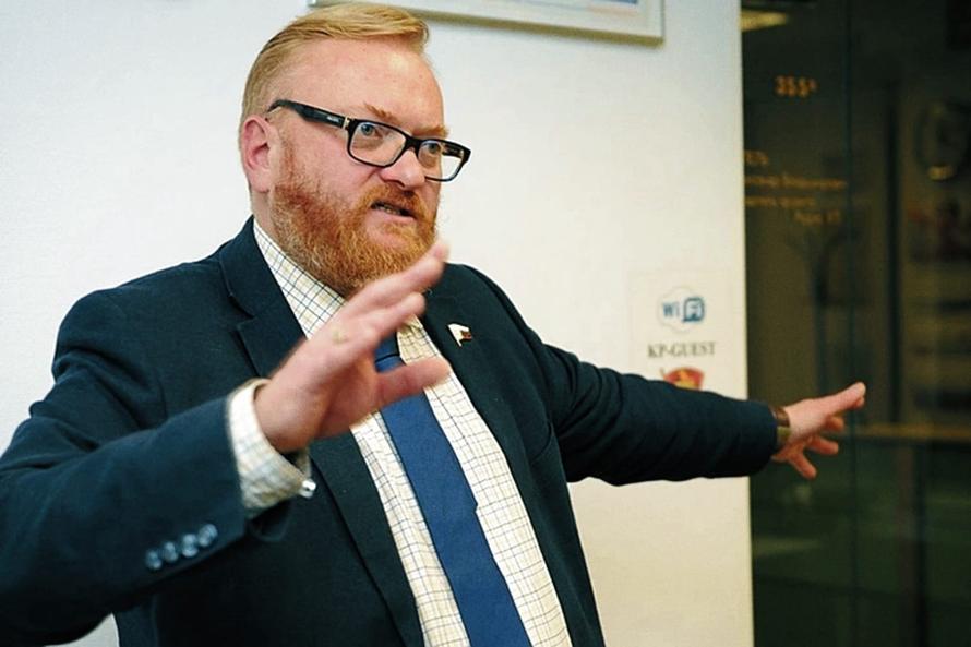 Милонов призвал бороться с мракобесием через телевидение