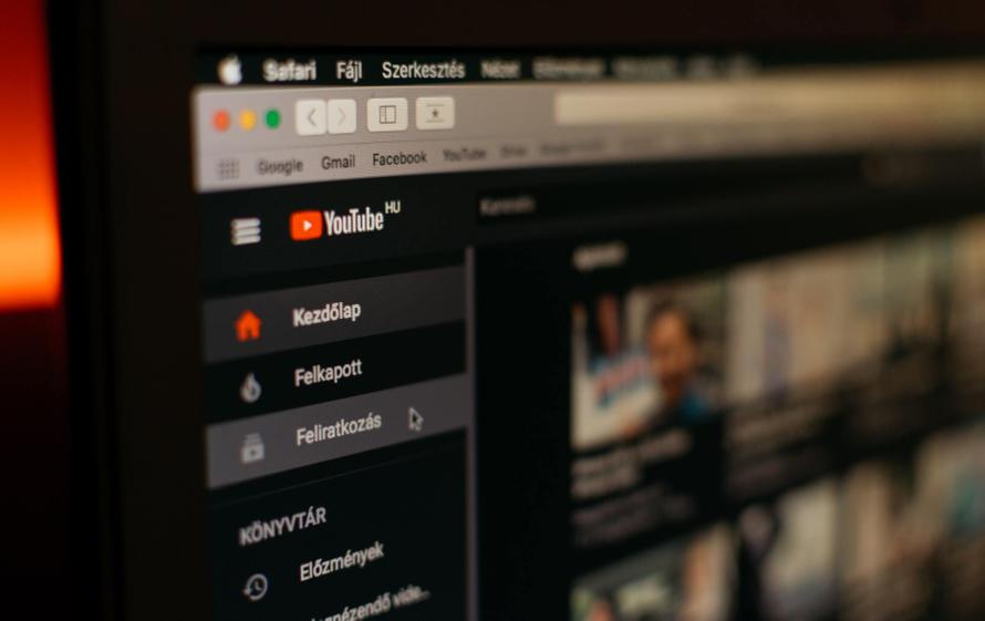 YouTube заблокировал канал КамАЗа